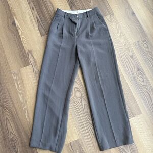 Aritzia Wilfred Grey High Rise Effortless Pants